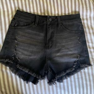 KanCan size M high waist shorts